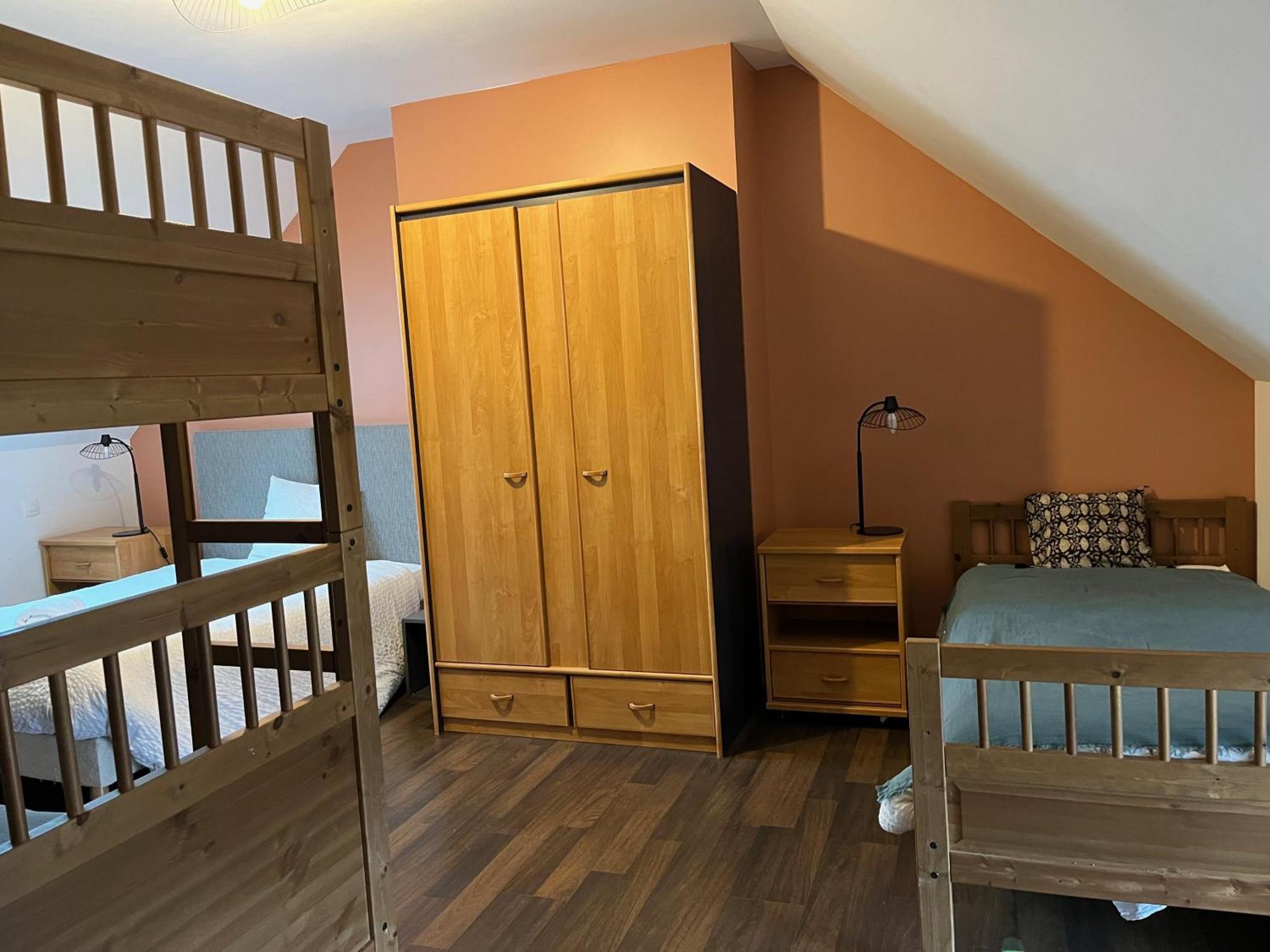 Chateau Du Mauny, Gites Et Chambres D'Hotes En Bourgogne Rosey Room photo